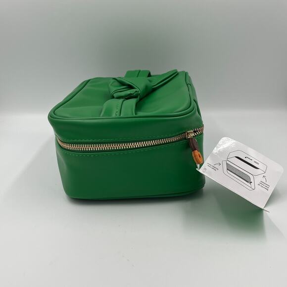 HARD CANDY X Girl Scouts Cookie Fresh Minus Crumbs! Makeup Bag Green NWT - Picture 5 of 10